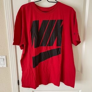 Nike Men’s shirt XXl